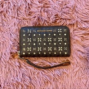 Michael Kors Zip Wallet